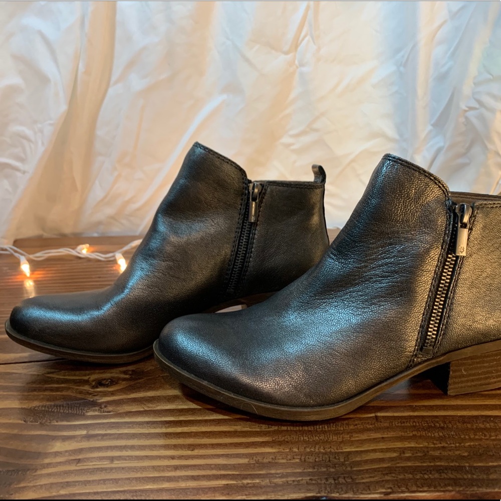 * NEVER WORN * Lucky Brand Ankle Boots